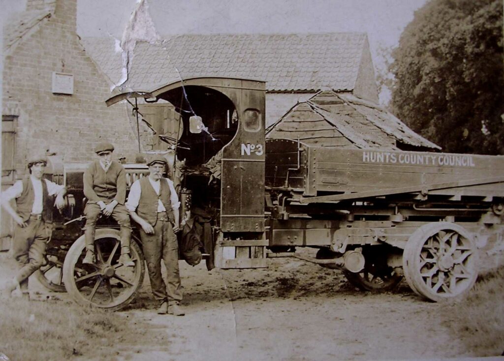 Herbert Favell (right)